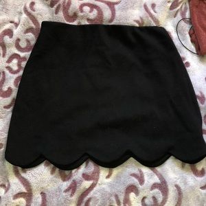 TOPSHOP Black scalloped mid waist mini skirt